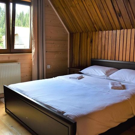 Srna Chalet - Rooms Zabljak  Ngoại thất bức ảnh