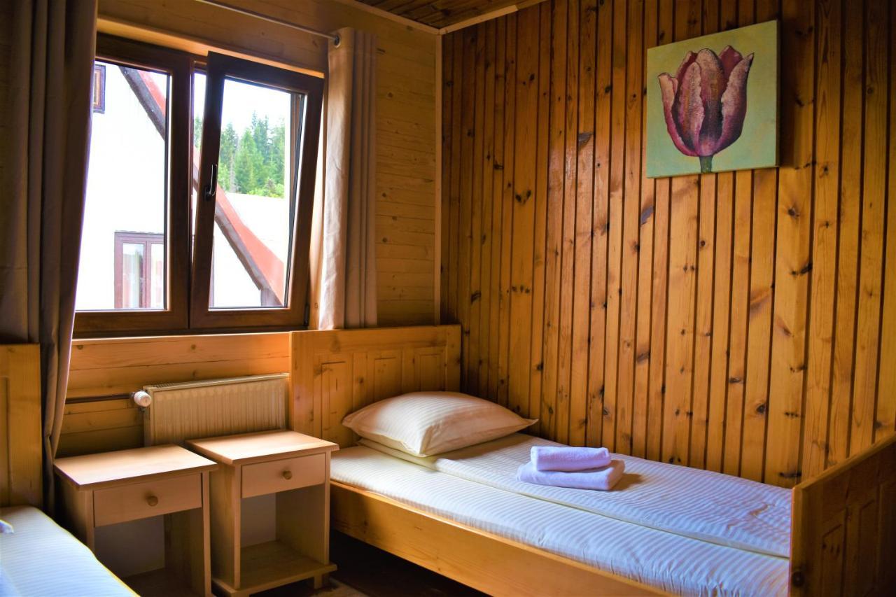 Srna Chalet - Rooms Zabljak  Ngoại thất bức ảnh